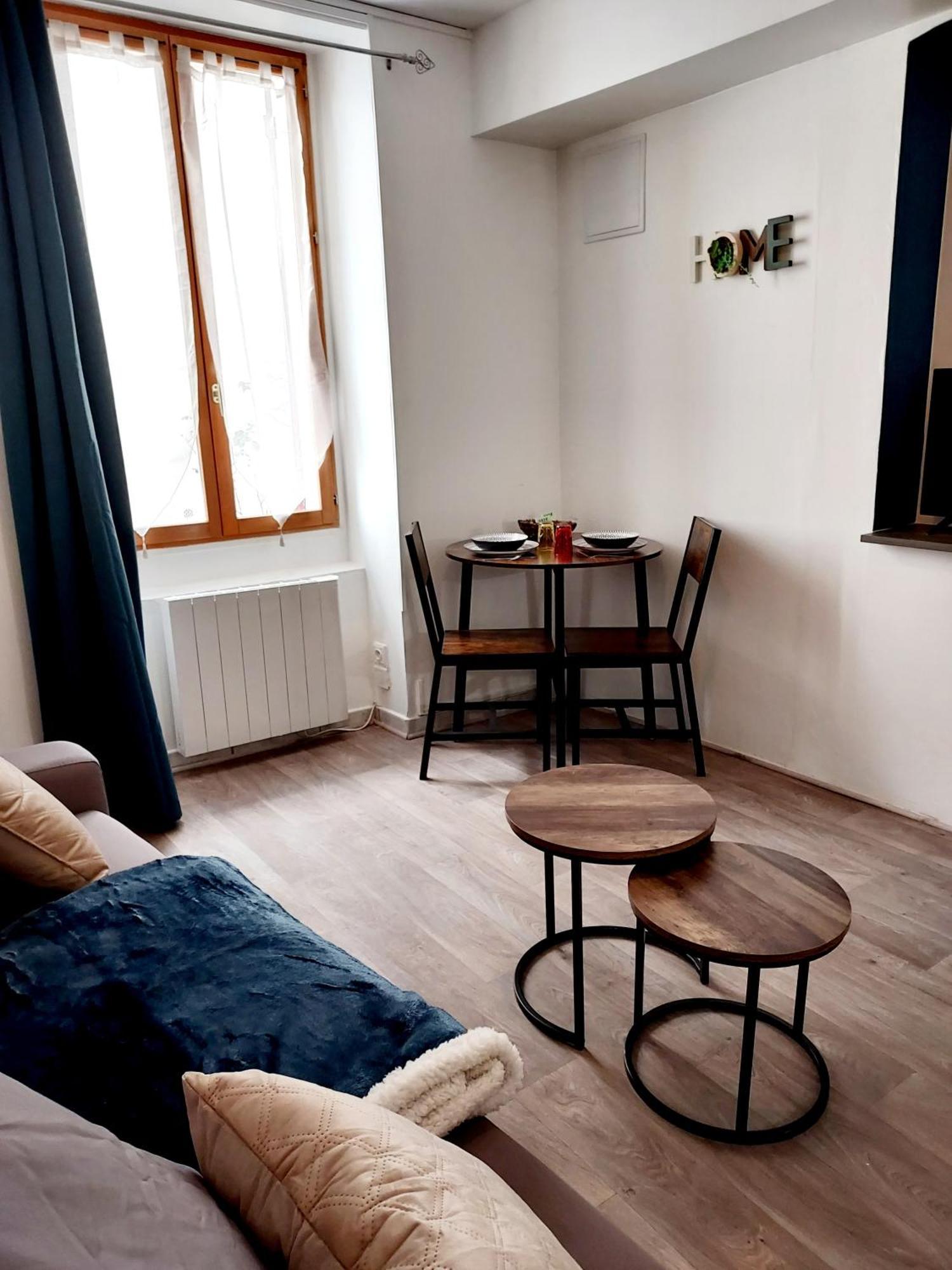 Néris-les-Bains Studio B Aux Pieds Des Thermes מראה חיצוני תמונה
